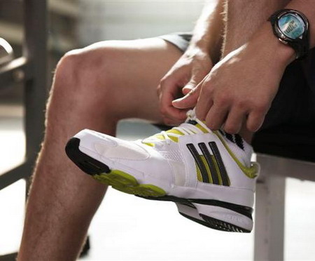   adidas   2010