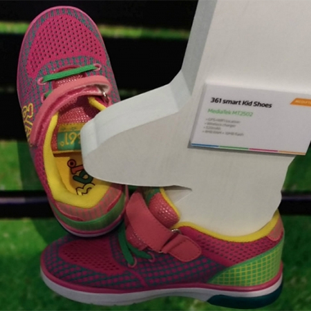 умные детские кроссовки Smart kid shoes с GPS